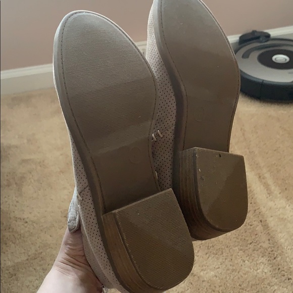 Taupe perforated booties - Picture 6 of 7